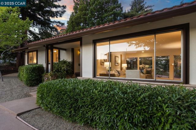 140 Warfield Drive, Moraga, CA 94563