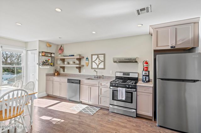 307 Sampson Avenue, Seaside Heights, NJ 08751