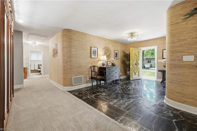 526 Butterworth ST, Norfolk, VA 23505
