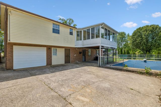 3308 Shakertown Ct, Antioch, TN 37013