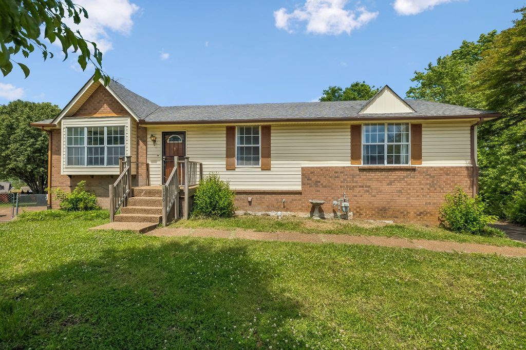 3308 Shakertown Ct, Antioch, TN 37013