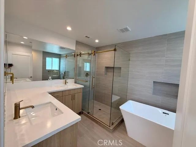 13357 W Cellest Parkway, Pacoima, CA 91331