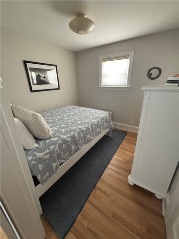 111 Cedar Avenue, Portsmouth, RI 02871