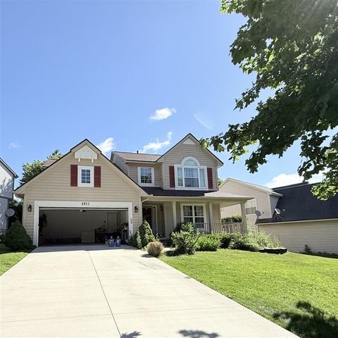 4953 S Ridgeside Circle, Ann Arbor, MI 48105