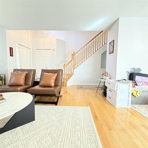 4953 S Ridgeside Circle, Ann Arbor, MI 48105