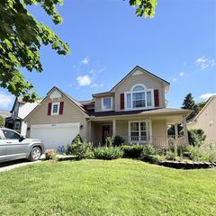 4953 S Ridgeside Circle, Ann Arbor, MI 48105