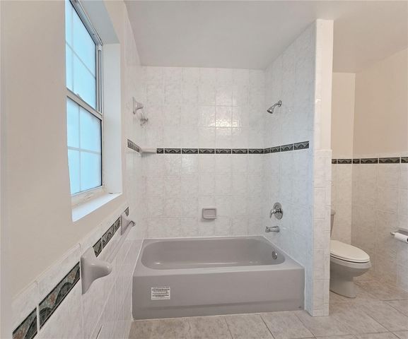 513 86TH AVENUE N, St Petersburg, FL 33702