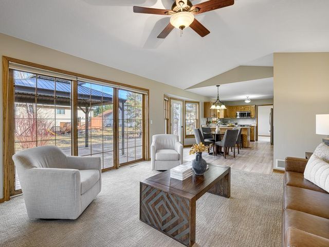 2910 Desoto Street, Little Canada, MN 55117