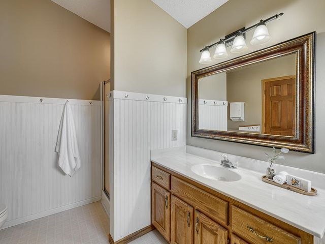 2910 Desoto Street, Little Canada, MN 55117