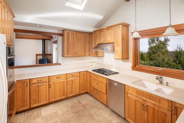 244 Bonita Road, Portola Valley, CA 94028