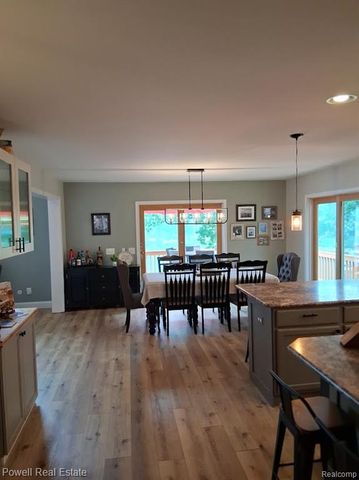 6807 Big Trail Road, Holly, MI 48442