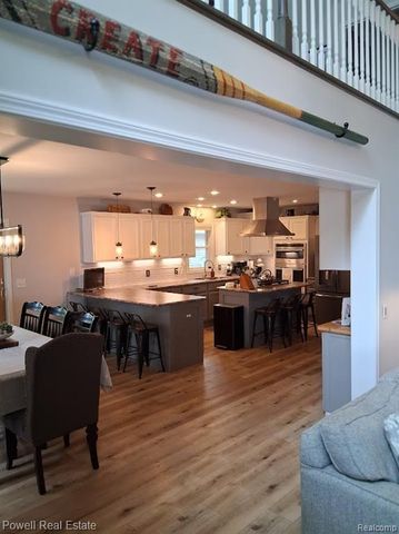 6807 Big Trail Road, Holly, MI 48442