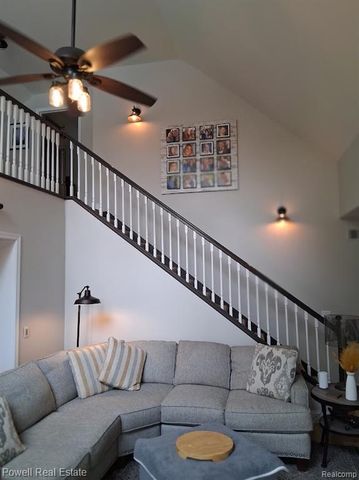 6807 Big Trail Road, Holly, MI 48442