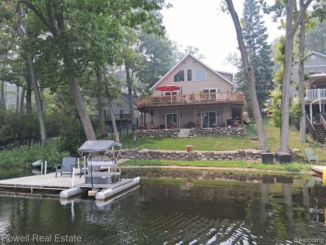 6807 Big Trail Road, Holly, MI 48442