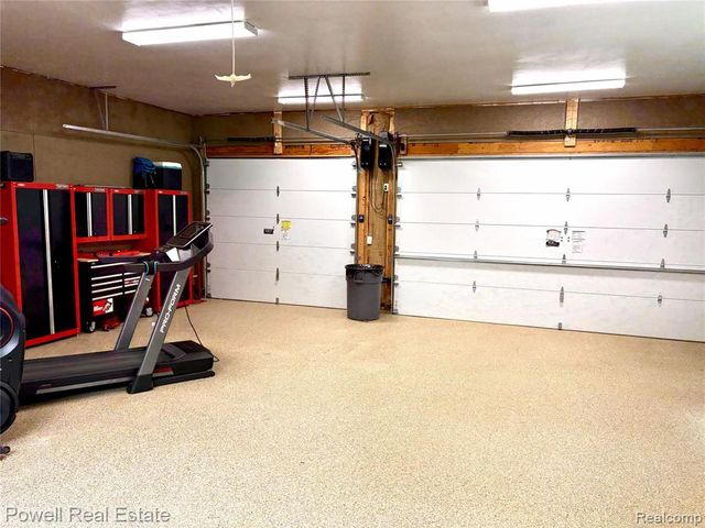 6807 Big Trail Road, Holly, MI 48442