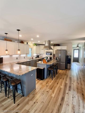 6807 Big Trail Road, Holly, MI 48442