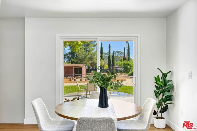 10902 Art Street, Burbank, CA 91040