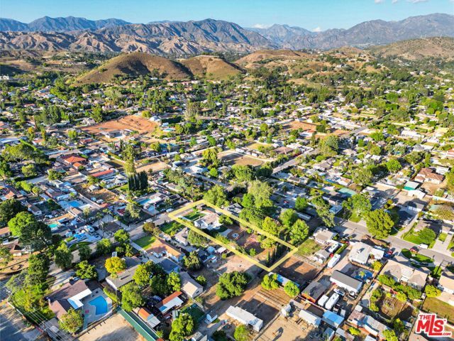10902 Art Street, Burbank, CA 91040