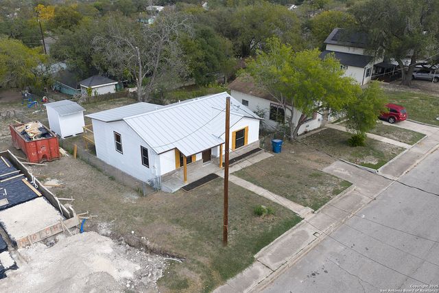 2307 Hicks, San Antonio, TX 78210