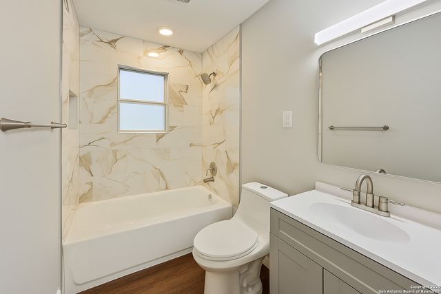 2307 Hicks, San Antonio, TX 78210