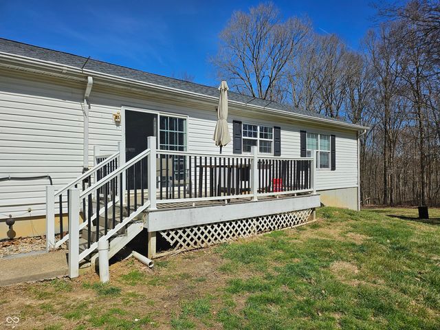 8585 Ridge Acres Drive, Trafalgar, IN 46181