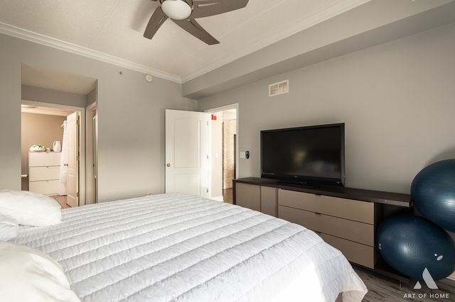 855 E 22nd Street 413, Lombard, IL 60148