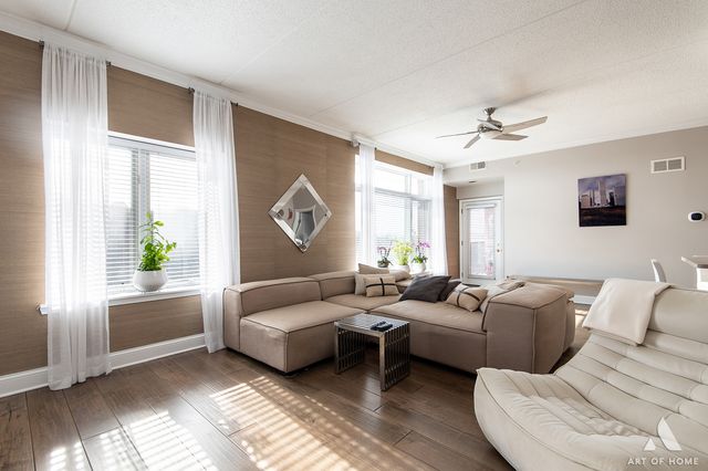 855 E 22nd Street 413, Lombard, IL 60148