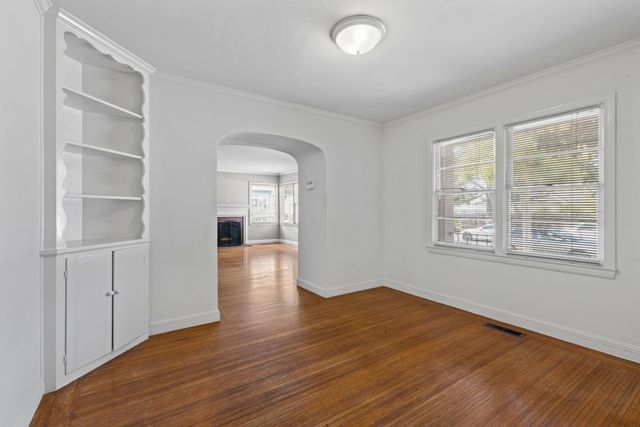 933 Larkspur Drive, Burlingame, CA 94010