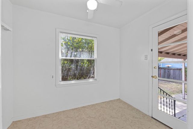 933 Larkspur Drive, Burlingame, CA 94010