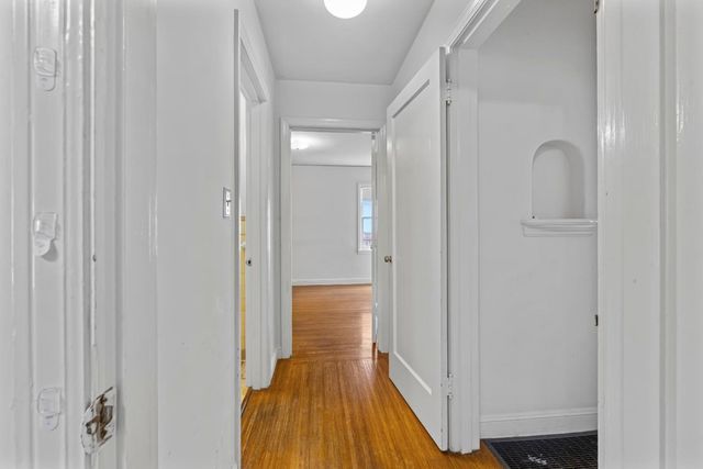 933 Larkspur Drive, Burlingame, CA 94010
