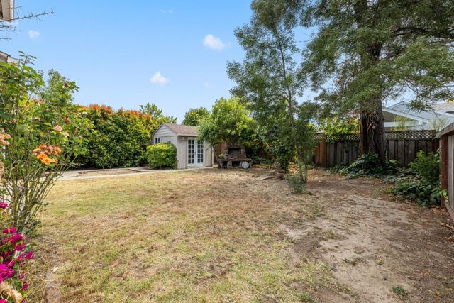 933 Larkspur Drive, Burlingame, CA 94010