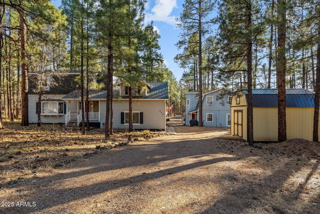 625 E WOODLAND LAKE Road, Pinetop, AZ 85935