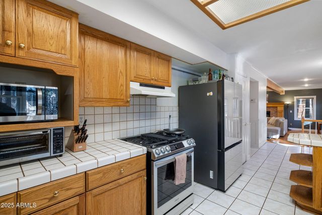 625 E WOODLAND LAKE Road, Pinetop, AZ 85935