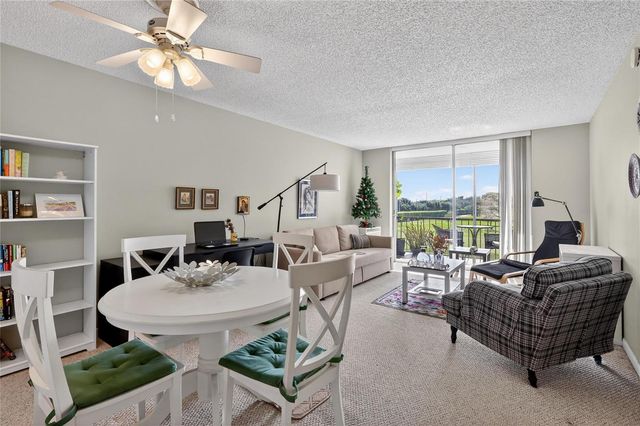 8900 Washington Boulevard 306A, Hollywood, FL 33025