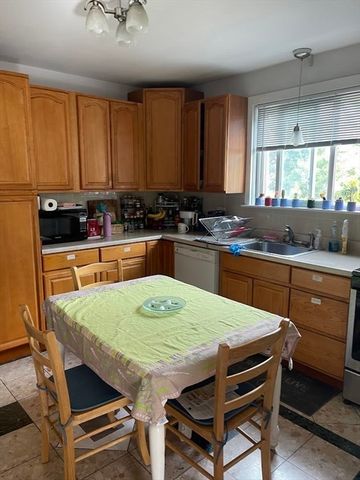 22 Dante Ave 22, Belmont, MA 02478