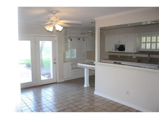 1008 Egyptian Dr, Corpus Christi, TX 78412