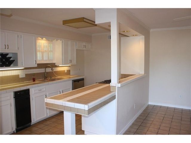 1008 Egyptian Dr, Corpus Christi, TX 78412