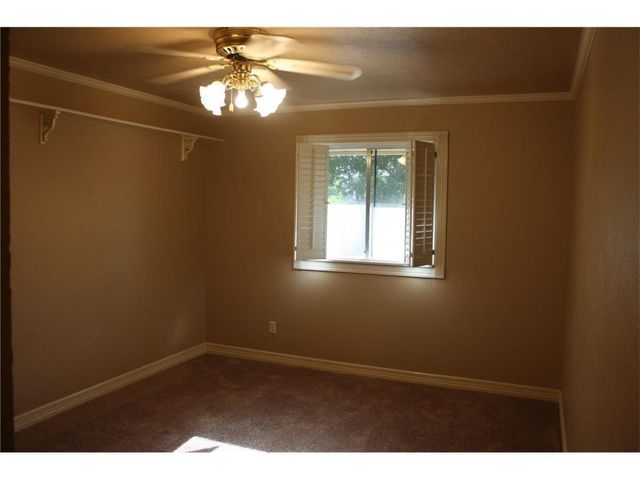 1008 Egyptian Dr, Corpus Christi, TX 78412