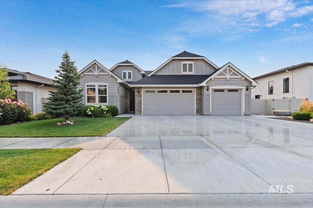 3900 S Lone Pine Ave, Meridian, ID 83642 photo 2