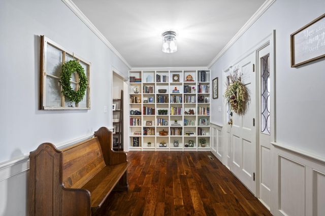 2413 Woolson Road, Chattanooga, TN 37406