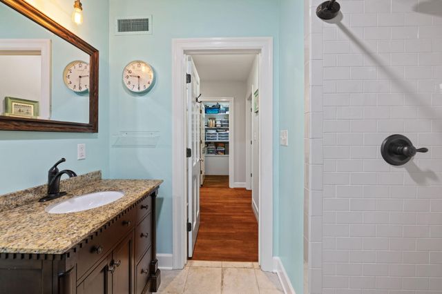 2413 Woolson Road, Chattanooga, TN 37406