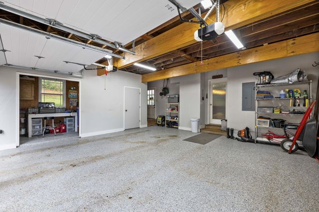 2413 Woolson Road, Chattanooga, TN 37406