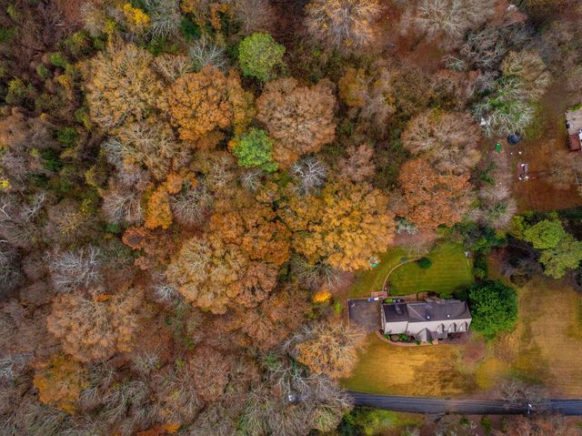 2413 Woolson Road, Chattanooga, TN 37406