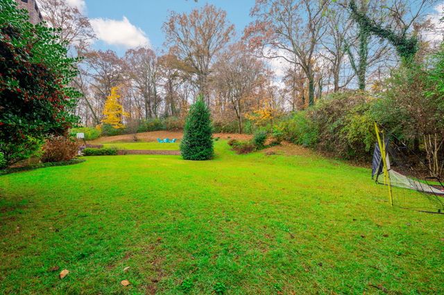 2413 Woolson Road, Chattanooga, TN 37406