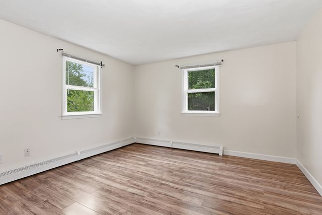 7 Boardman Ln 1, Attleboro, MA 02703