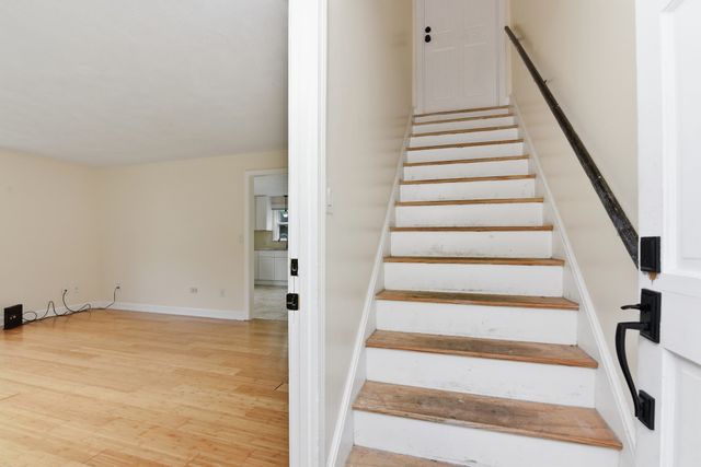 7 Boardman Ln 1, Attleboro, MA 02703