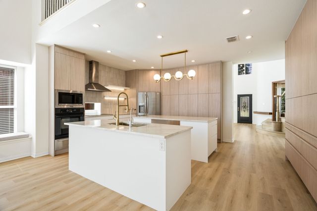 2344 Chenault Drive, Frisco, TX 75033