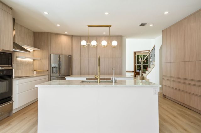 2344 Chenault Drive, Frisco, TX 75033