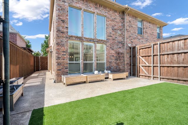 2344 Chenault Drive, Frisco, TX 75033