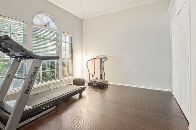 2456 Whispering Breeze Drive, Grand Prairie, TX 75050
